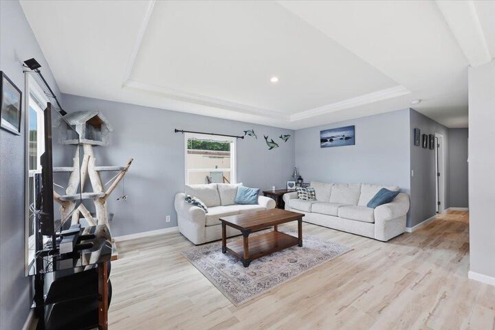 Property Photo: 21725 E Wellesley Ave 33 WA 99027
