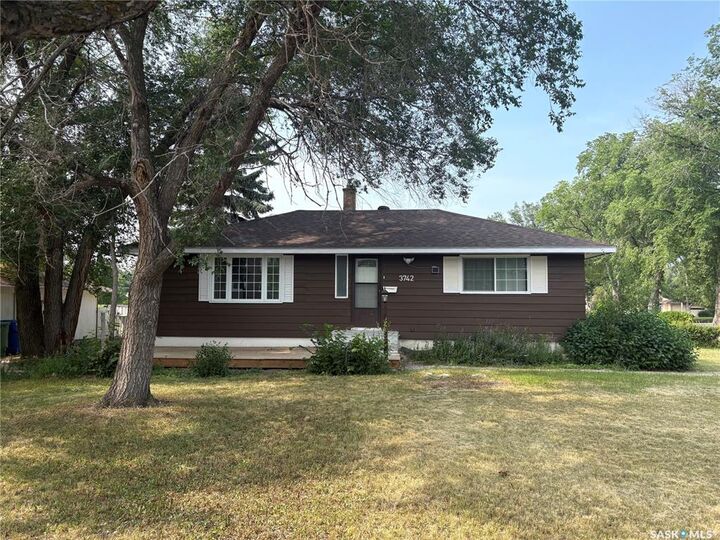 3742 Argyle Road — photo 1