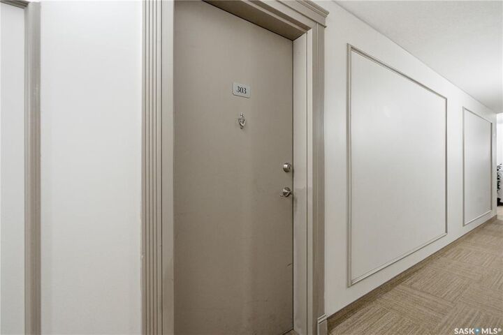 Property Photo: 302 Nelson Road 303 SK S7S 1N9
