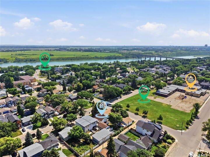 Property Photo:  1607 Alexandra Avenue  SK S7K 3C4 