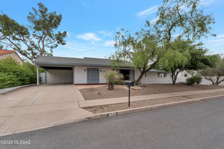 Property Photo:  420 N Treat Avenue  AZ 85716 