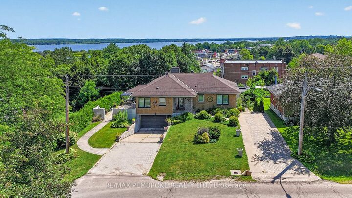 Property Photo: 235 Broadview Drive ON K8A 2A1