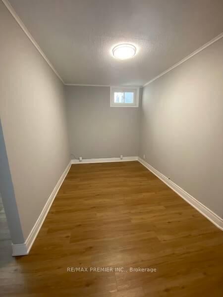 Property Photo: 1126 King Street C ON N3H 3P6
