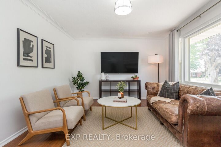 Property Photo: 93 North Street W ON L3V 3S7