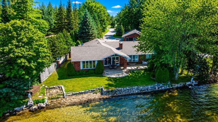 Property Photo:  106 Crescent Drive  ON K0M 1A0 