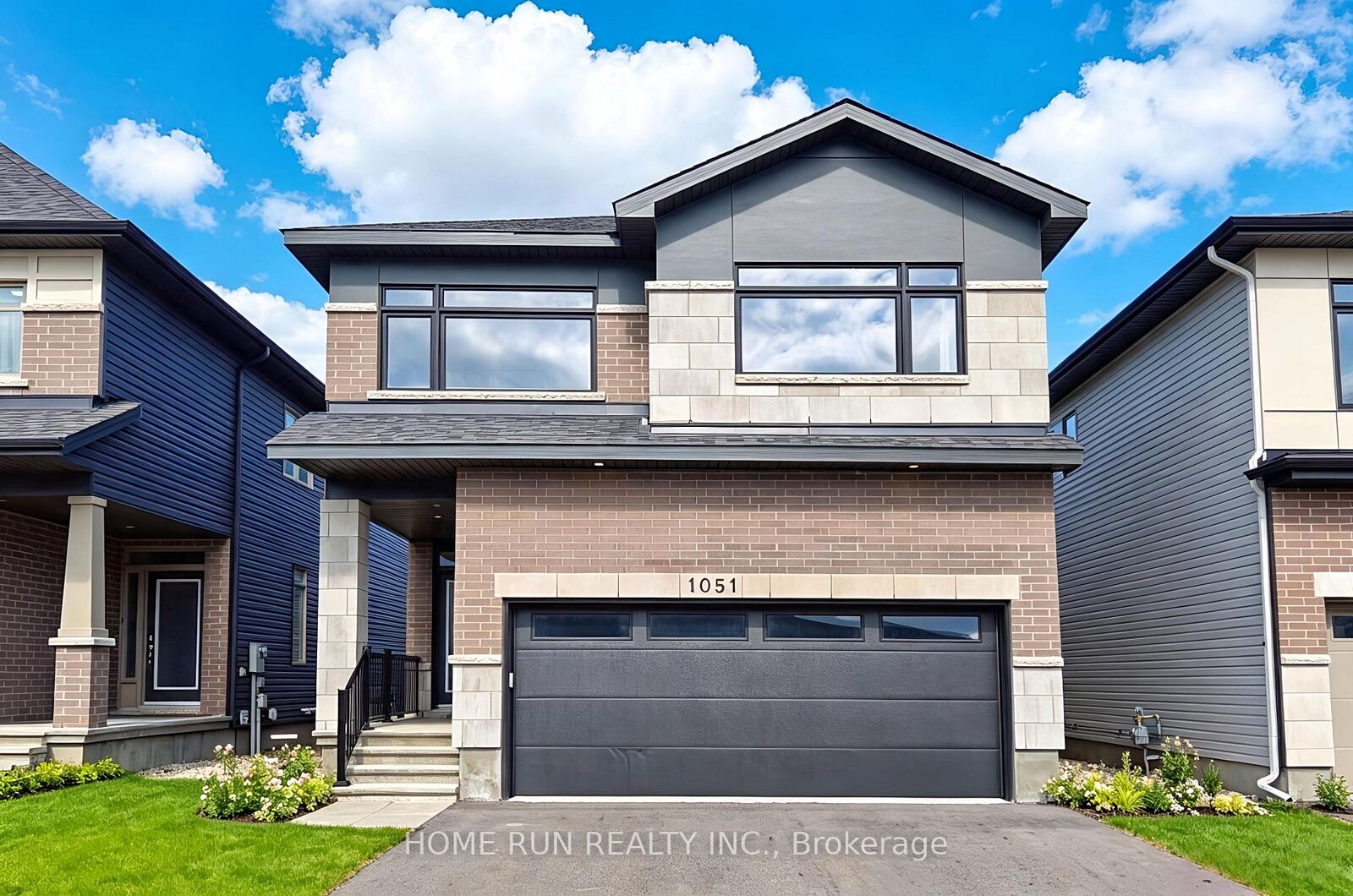 Property Photo: 1051 Hydrangea Avenue ON K4M 0L5
