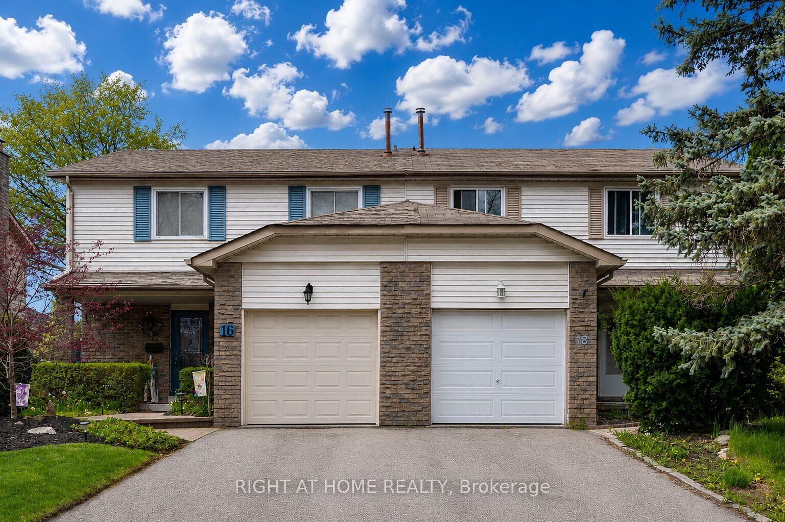 Photo de la propriété:  18 Goodfellow Street  ON L1P 1C4 