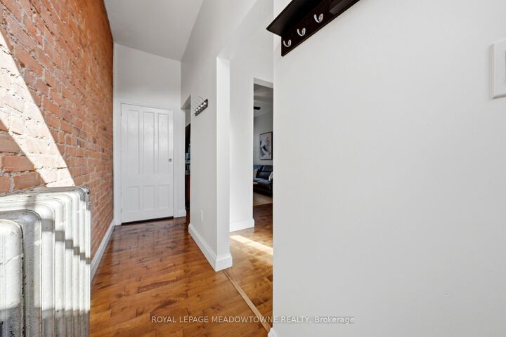 Property Photo:  29 Railway Street  ON L8R 2R4 
