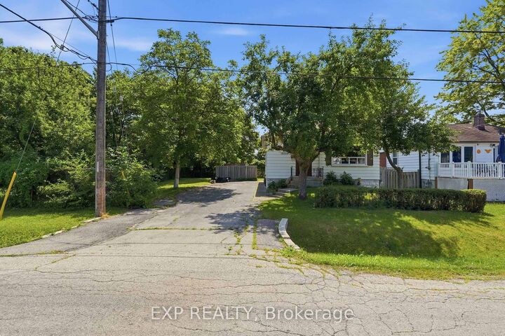 Property Photo: 188 Troy Street ON L5G 1S7