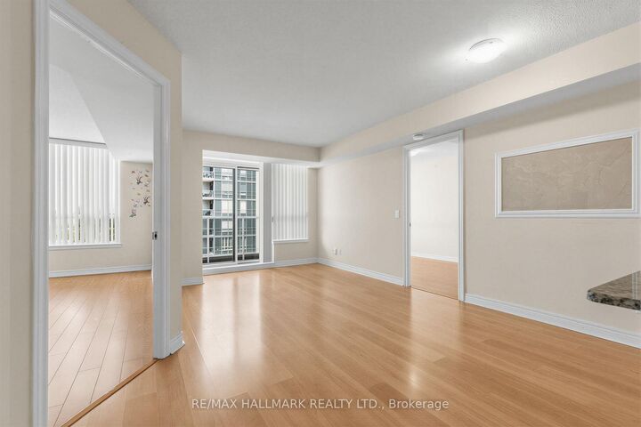 Property Photo:  50 Disera Drive 1206  ON L4J 9E9 