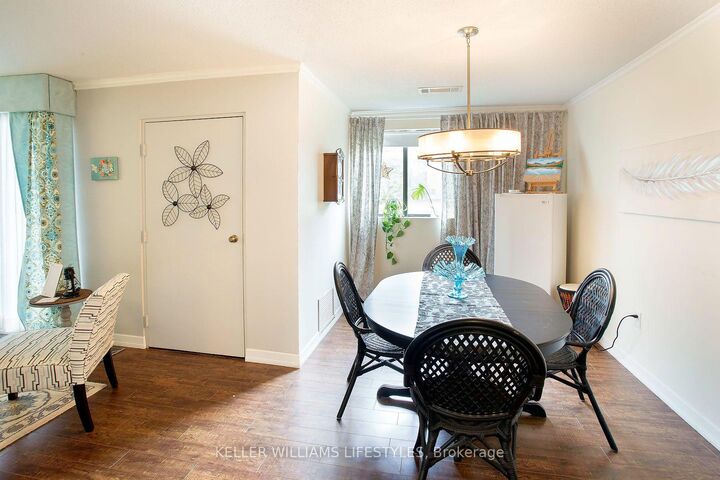 200 Everglade Crescent 104 — photo 1