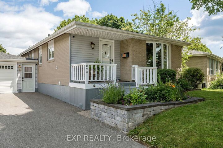 Property Photo:  825 Bem Avenue  ON L1W 1X2 