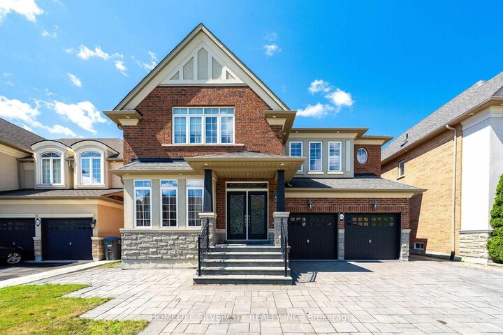 Property Photo: 64 Scotchmere Crescent ON L6P 3A6