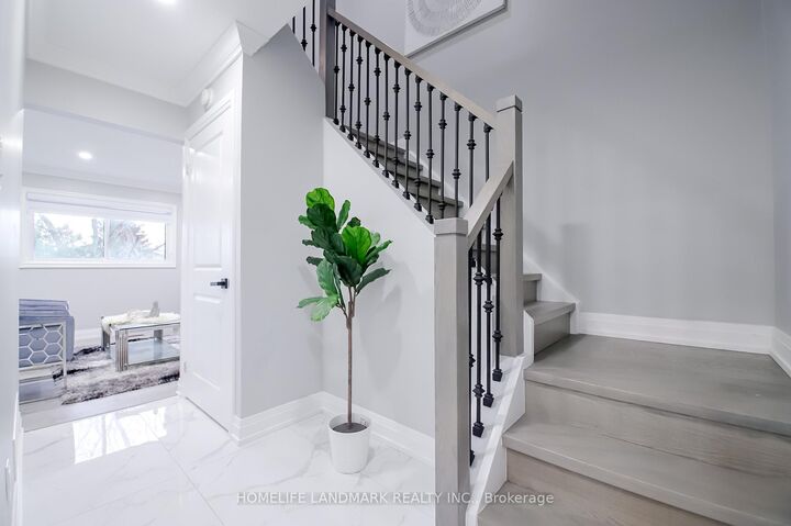 4-50 Silverbell Grove — photo 1