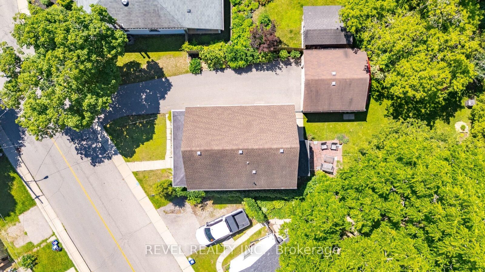 Property Photo:  73 Grand River Street S  ON N3L 2B5 
