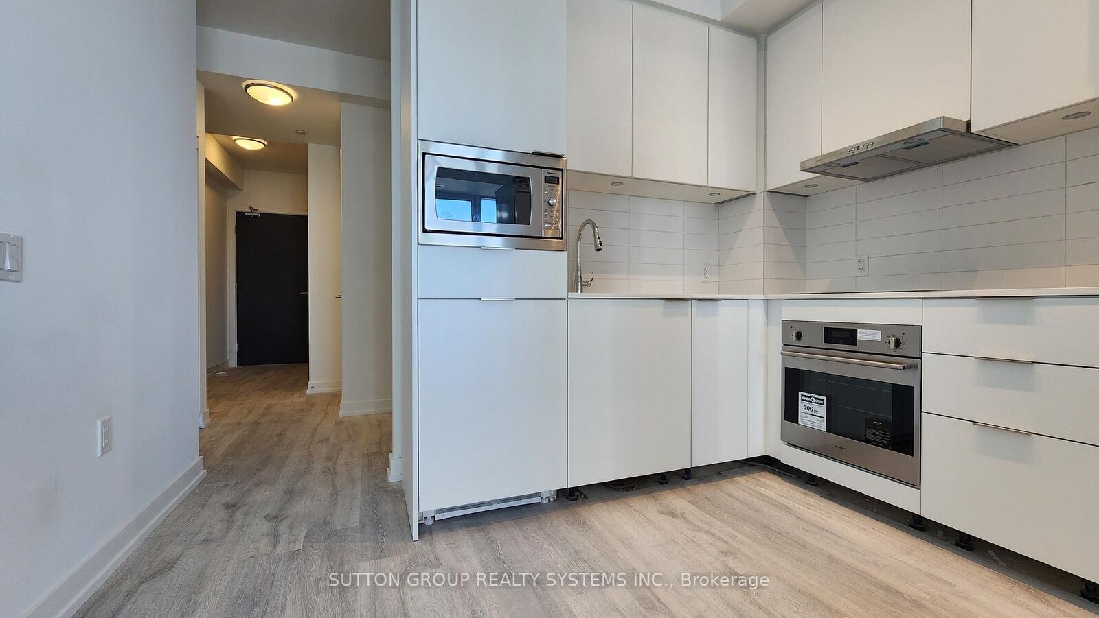 Property Photo: 8 Olympic Garden Drive S1401 ON M2M 0B9