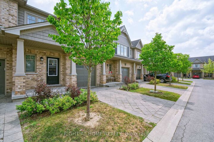 Property Photo:  1924 Cedarhollow Boulevard 97  ON N5X 0K3 