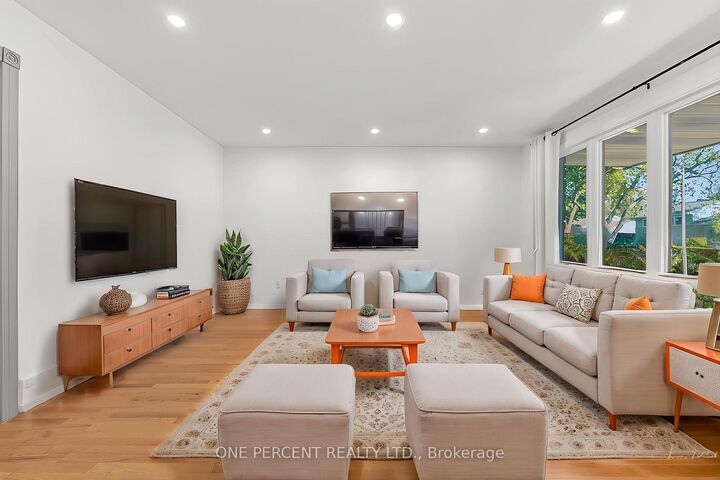 Property Photo: 933 Kincaid Court Unit A And Unit B ON K1V 6N7