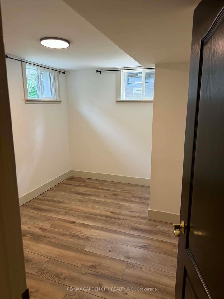 Property Photo: 24 Lora Street ON L2N 3S5