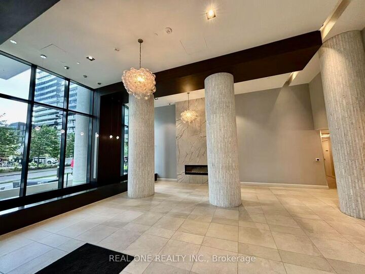 Property Photo:  38 Annie Craig Drive 1706  ON M8V 0G9 