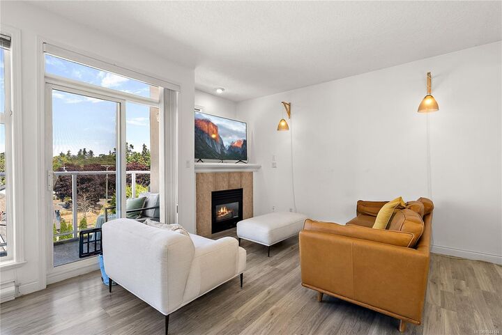 Property Photo: 1258 Esquimalt Rd #404 BC V9A 3A3
