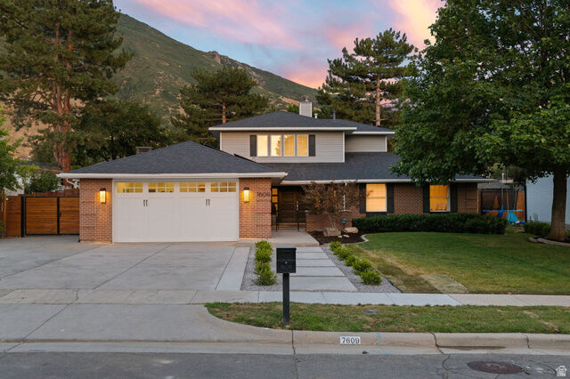 Property Photo:  7609 S Country Manor Rd  UT 84121 