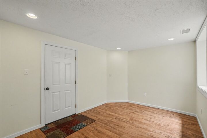 Property Photo: 195 Southern Valley Ct PA 16046