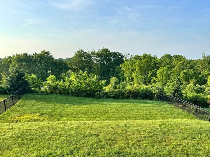 Property Photo:  232 Regency Drive  PA 15330 