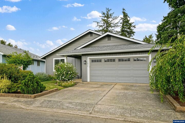 Property Photo:  1639 Nut Tree Dr NW  OR 97304 
