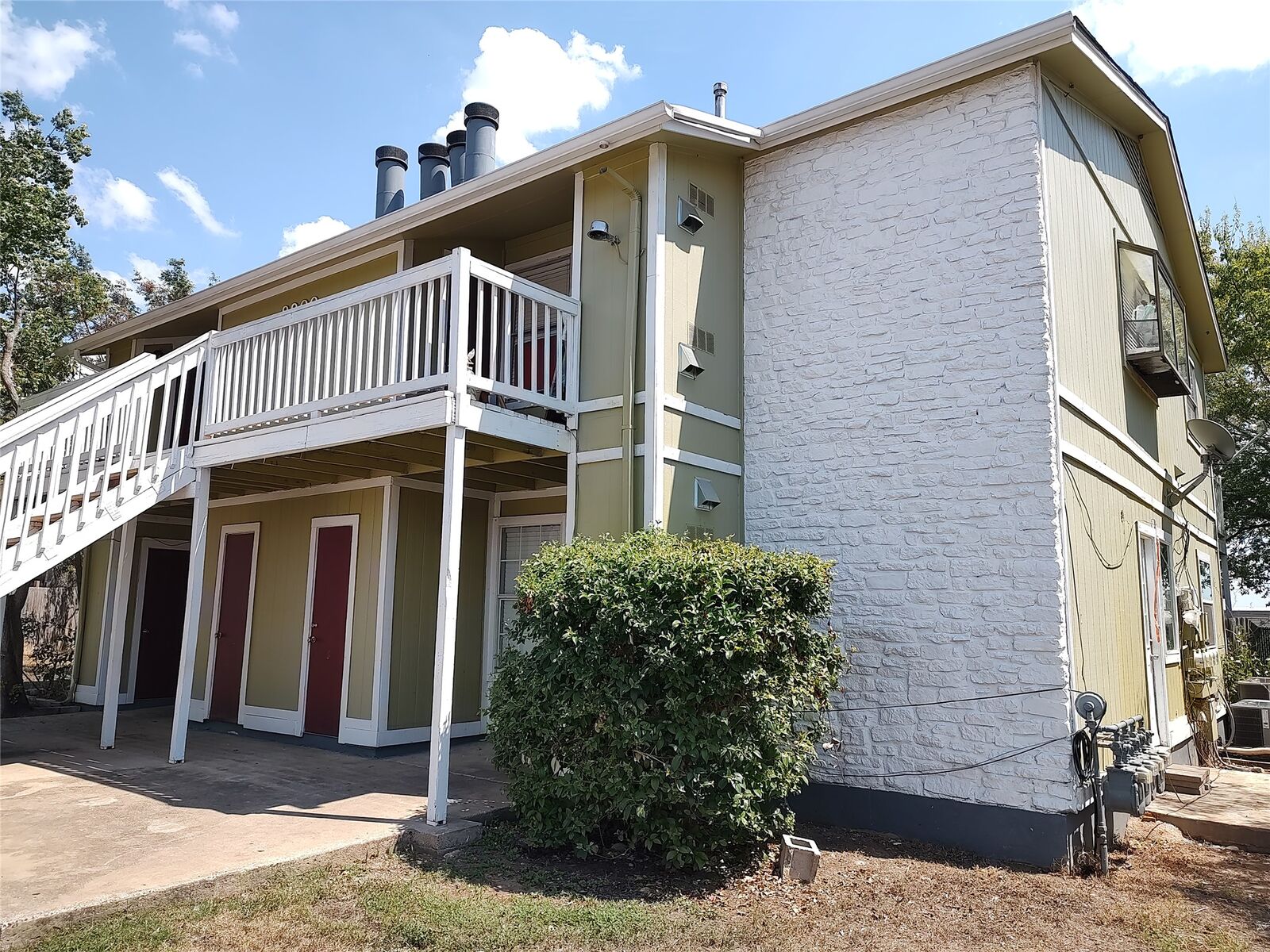 Property Photo: 2200 Leah Cove C TX 78748