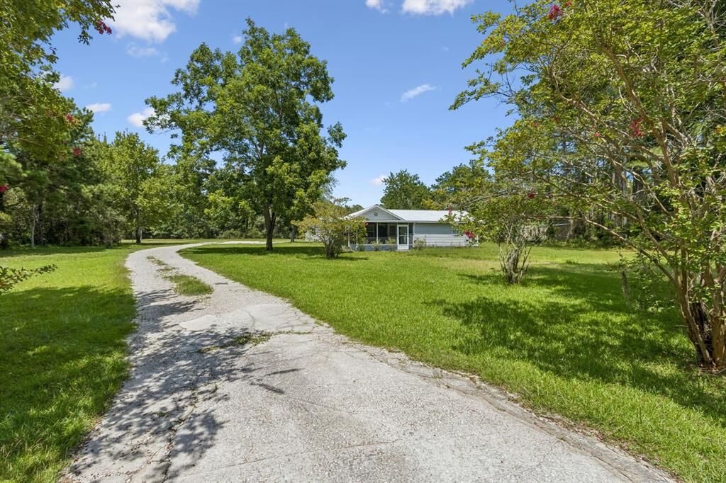 Property Photo:  95476 Rainbow Acres Road  FL 32034 