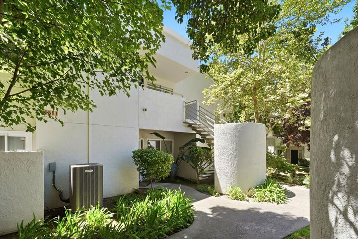 Property Photo:  2581 Fulton Square Lane 73  CA 95821 