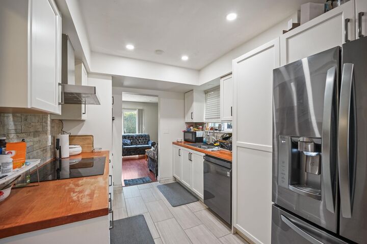 Property Photo:  13880 74 Avenue 75  BC V3W 7E6 