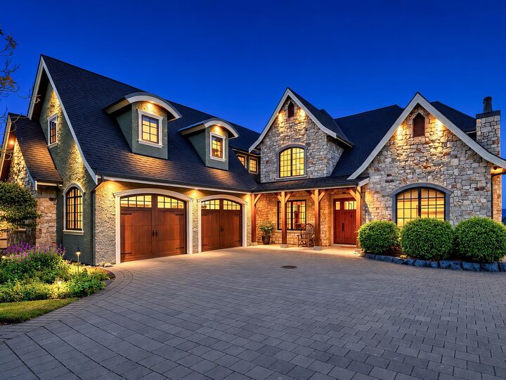 Property Photo: 19885 1 Avenue BC V2Z 0A4