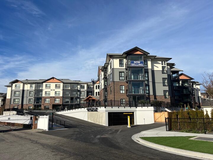 8497 Young Road 325 — photo 1