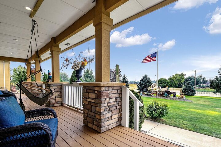 Property Photo:  11378 Purple Sage Rd  ID 83644 