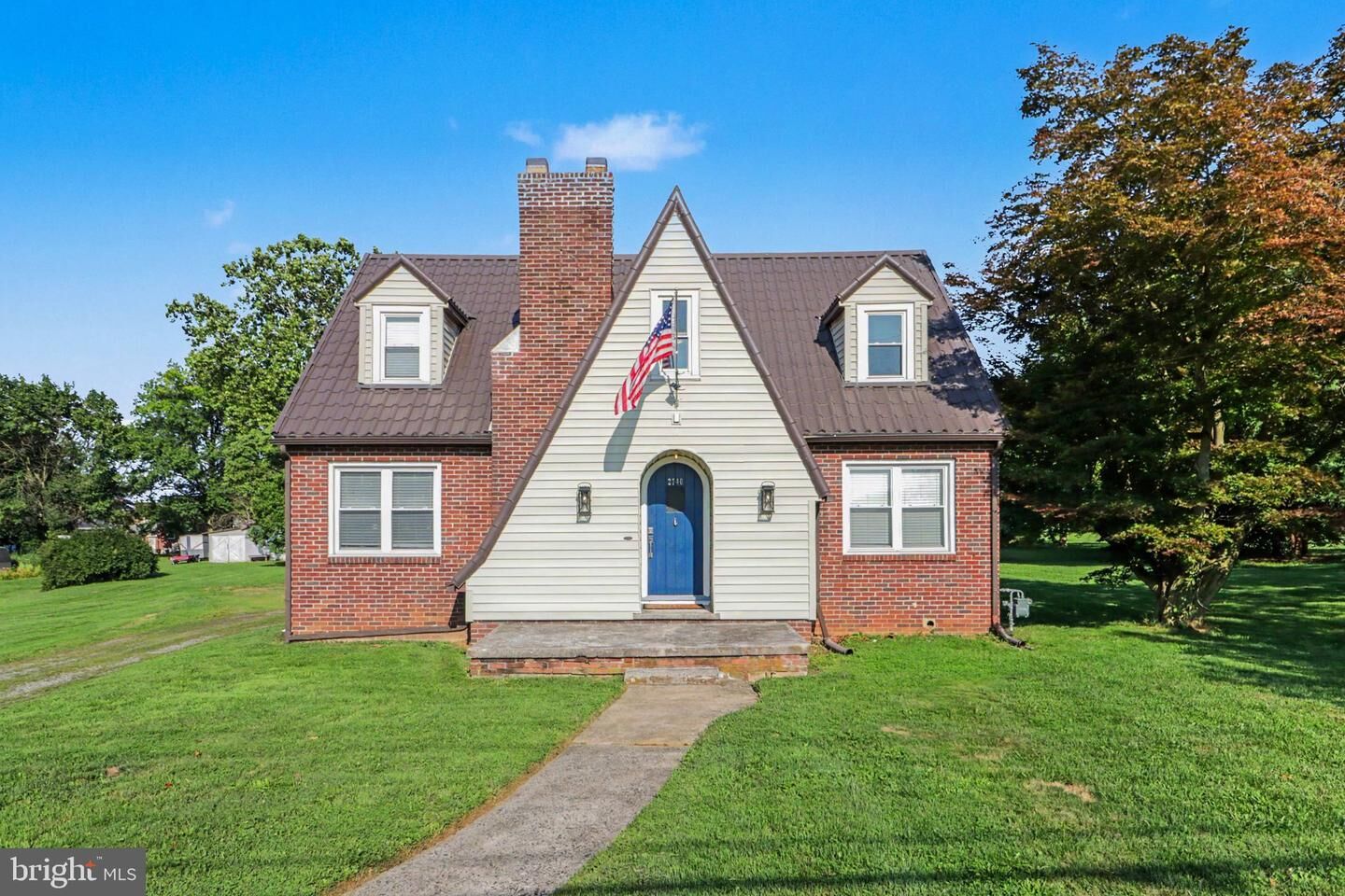 Property Photo:  2740 N George Street  PA 17406 