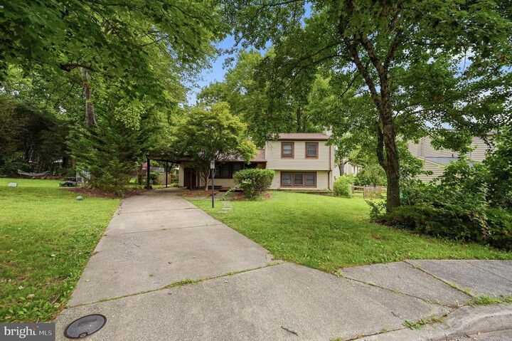 Property Photo:  6251 Parallel Lane  MD 21045 