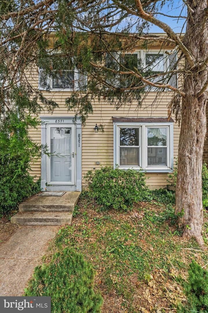 Property Photo:  8371 Brockham Drive  VA 22309 