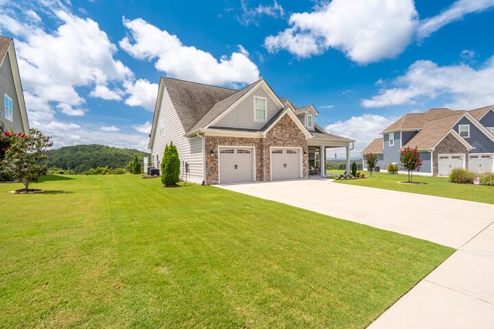 Property Photo: 124 Tuscany Village Drive GA 30736