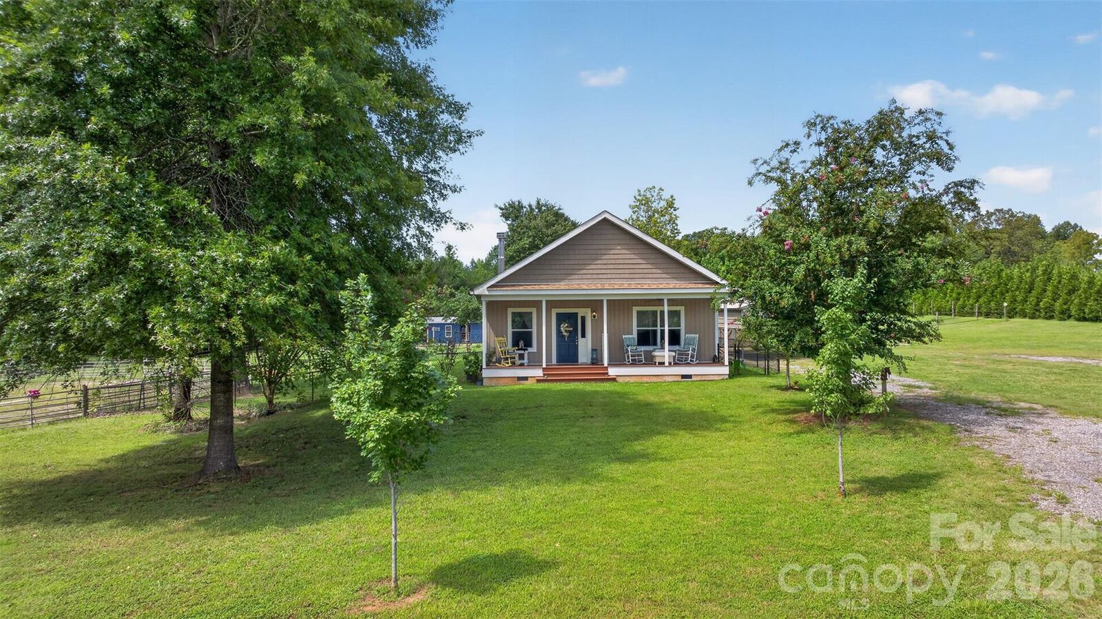 Property Photo: 1568 John Smith Road NC 28722