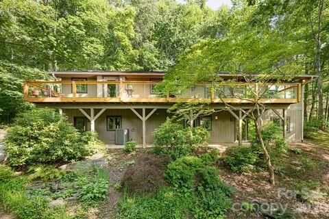 Property Photo:  12 Beech Tree Lane  NC 28804 