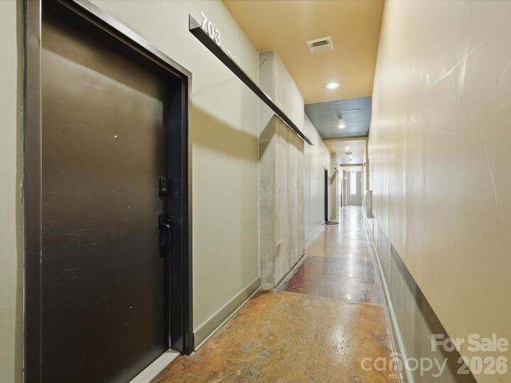 Property Photo:  710 W Trade Street  NC 28202 