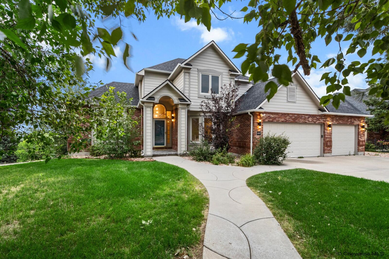 Property Photo:  2957 Thomas Rd  WY 82009 