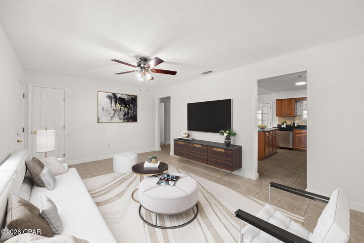 Property Photo: 6307 Babby Lane FL 32404