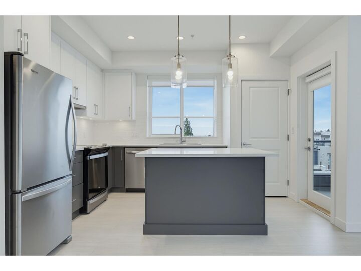 Property Photo:  20834 80 Avenue B503  BC V2Y 3M5 
