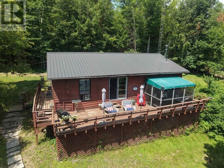 Property Photo:  2667 Handford Lane  ON K0J 2R0 