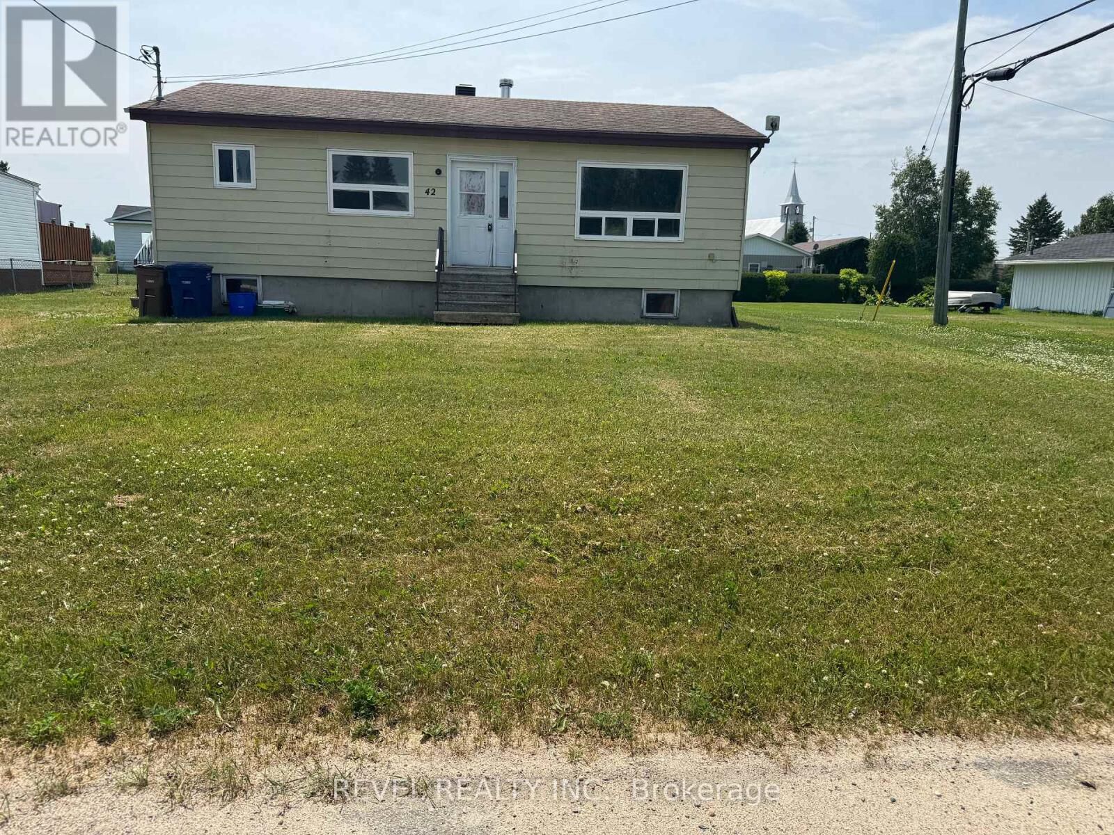 Property Photo: 42 Gauthier Street ON P0L 1G0