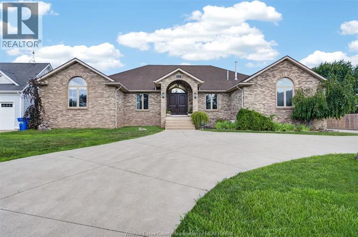 Property Photo: 376 Elmstead Ridge ON N8N 2L9