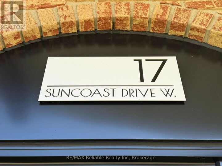 Property Photo: 17 Suncoast Drive West ON N7A 4H1